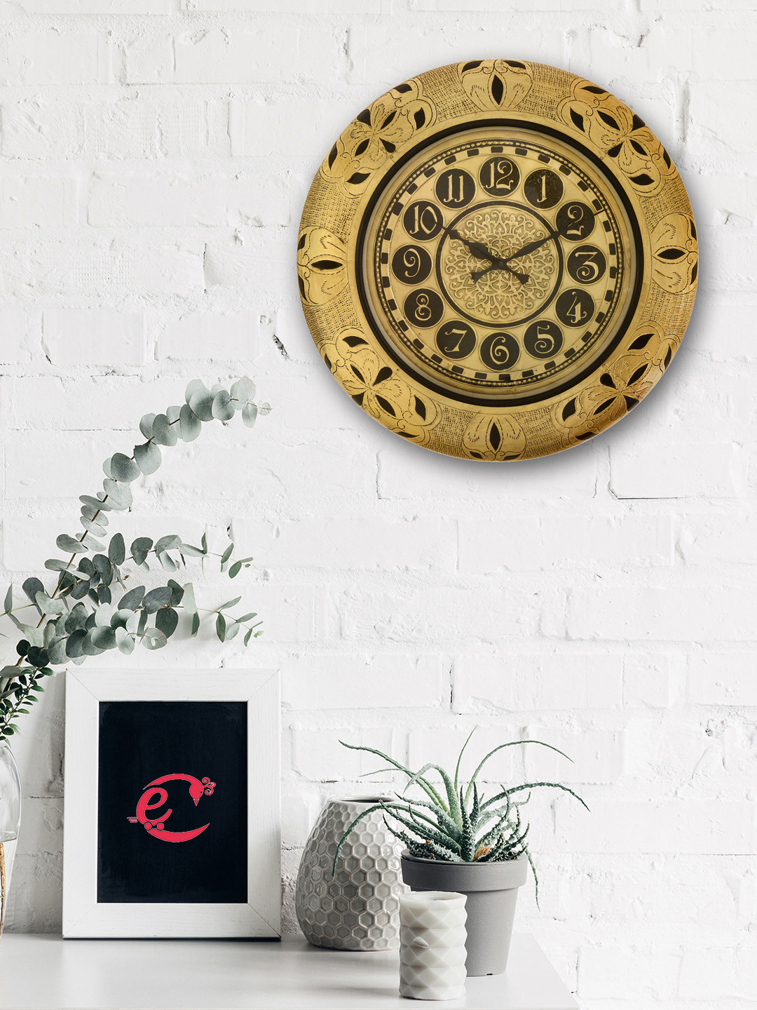 

eCraftIndia Brown Handcrafted Analogue Wall Clock