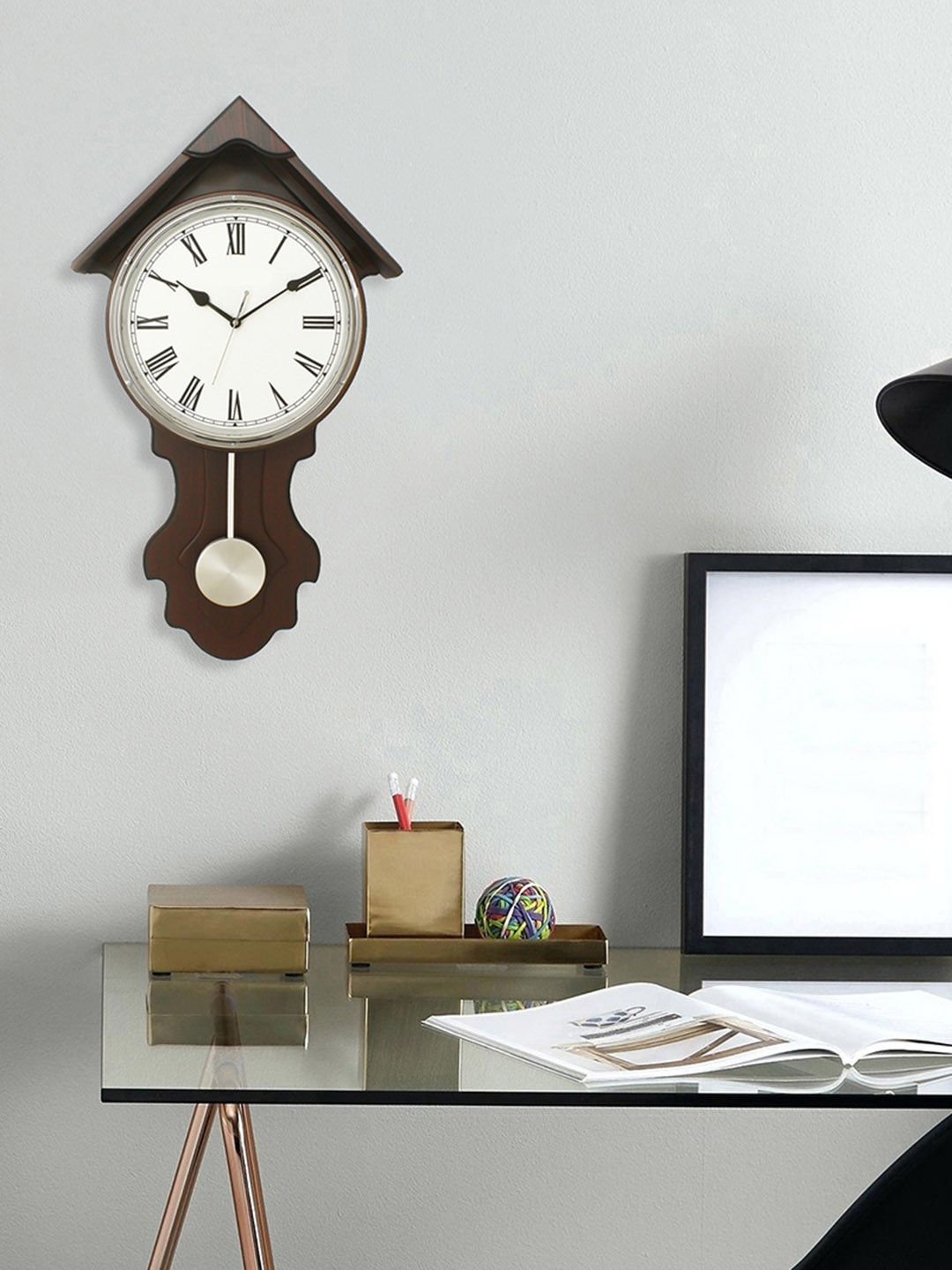 

eCraftIndia Brown & White Handcrafted Round Solid Analogue Wall Clock
