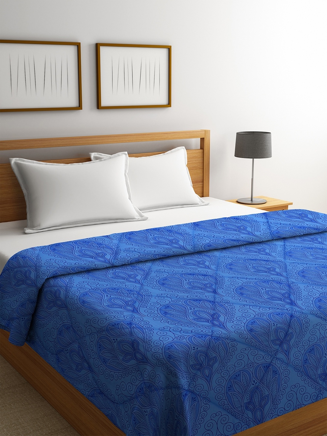 

ROMEE Blue Ethnic Motifs AC Room 210 GSM Double Bed Comforter