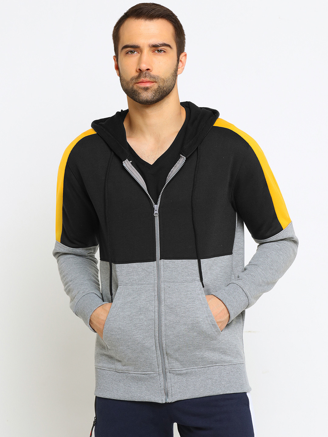

Maniac Men Grey & Black Slim Fit Colourblocked Hooded Sweatshirt