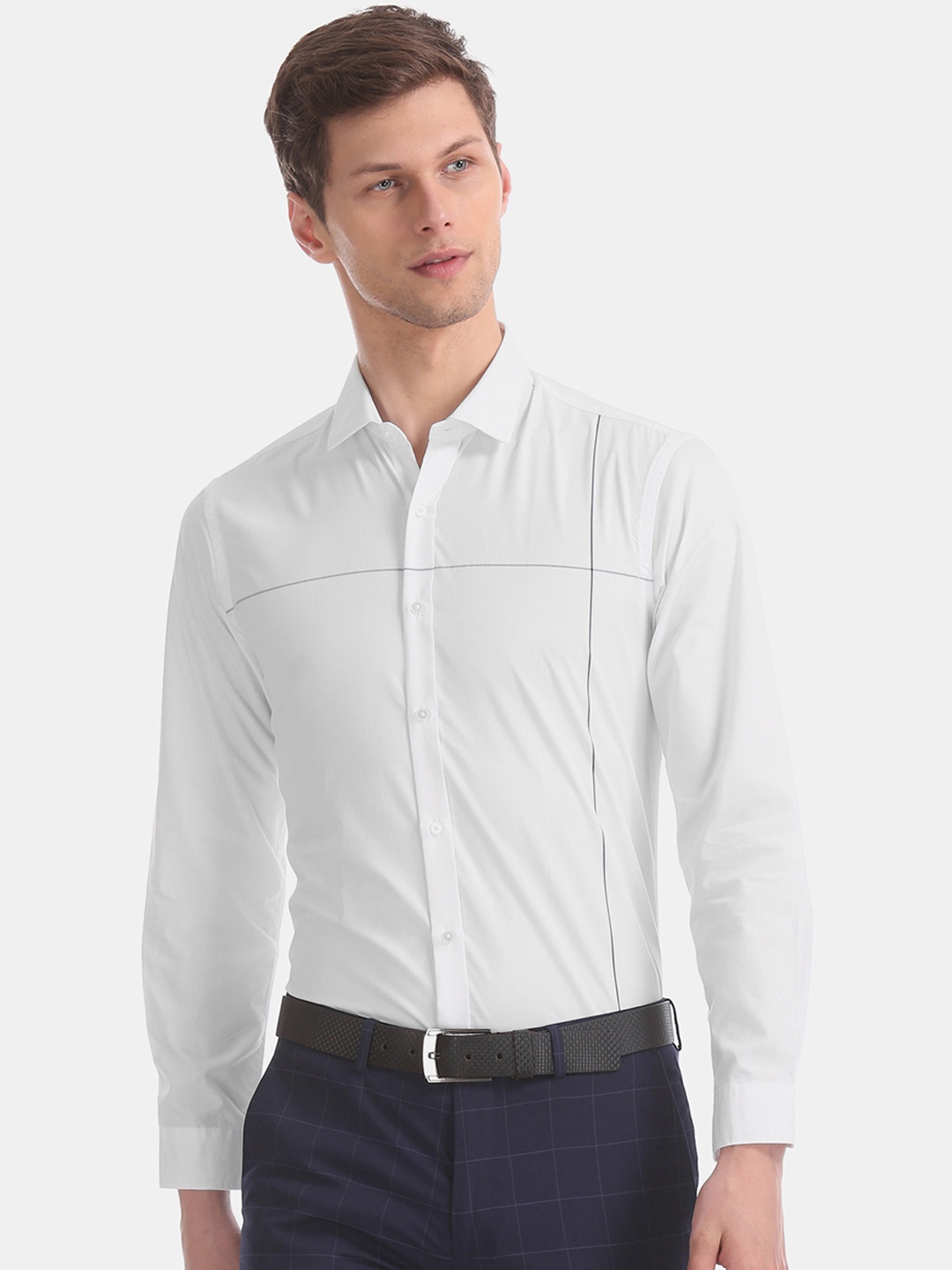 

Arrow New York Men White Skinny Fit Solid Formal Shirt