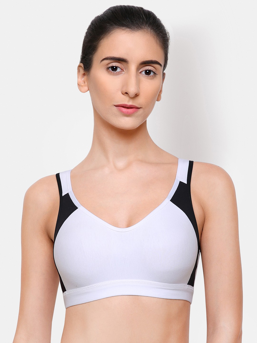

College Girl White Solid Non-Wired Non Padded Sports Bra SB15