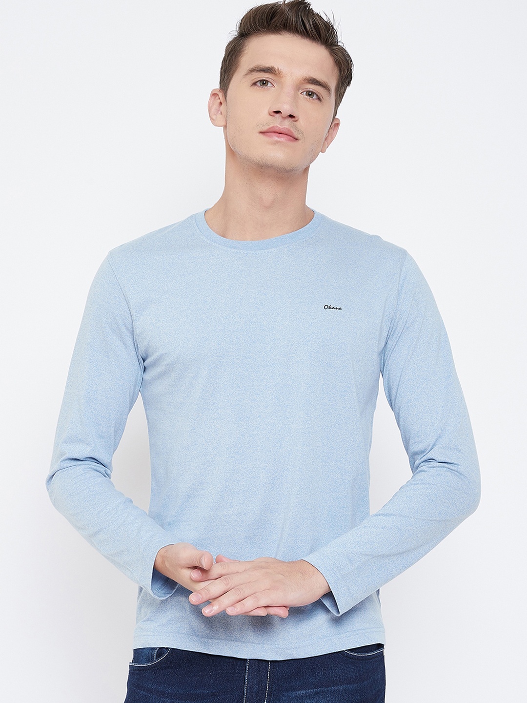 

Okane Men Blue Solid Round Neck T-shirt