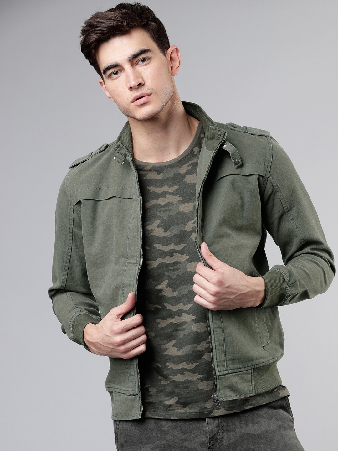 

HIGHLANDER Men Solid Tailored Jacket, Olive