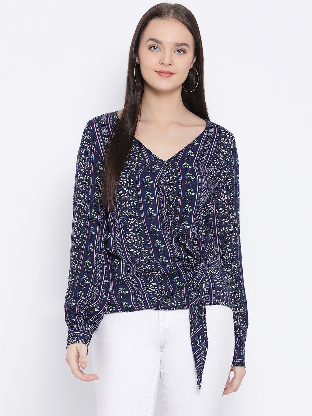 

Oxolloxo Women Navy Blue Printed Wrap Top
