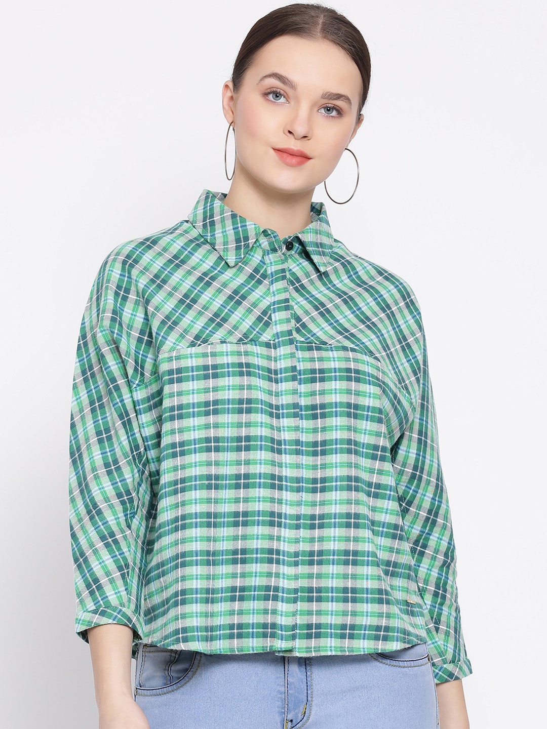 

Oxolloxo Women Green Regular Fit Checked Casual Shirt