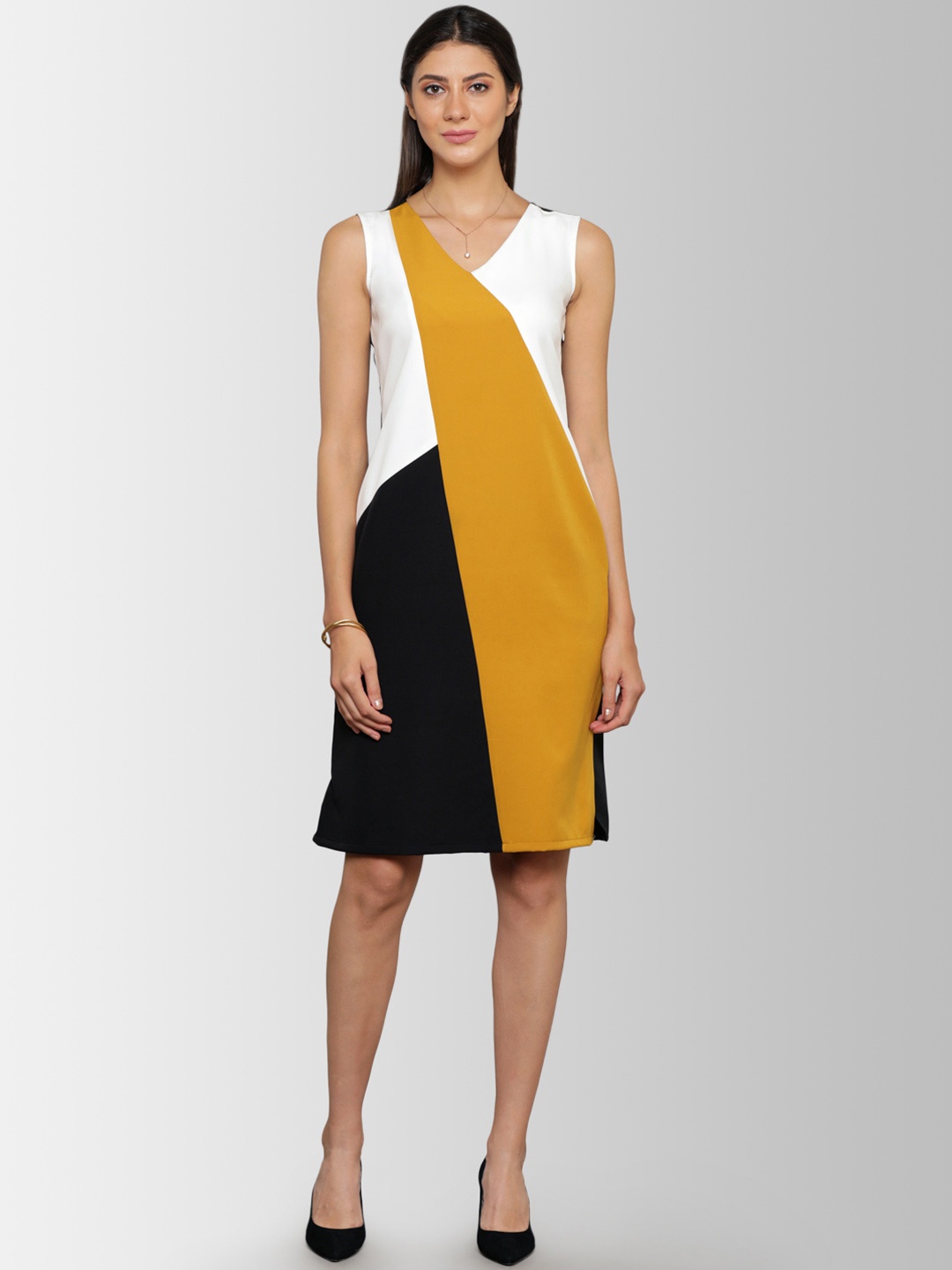 

FableStreet Women Black & Mustard Yellow Colourblocked Sheath Dress
