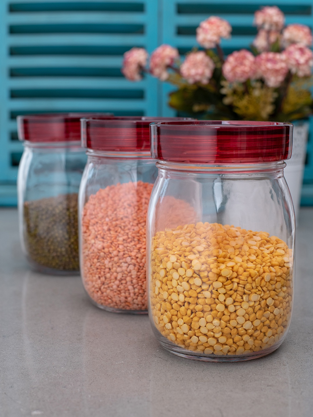 

GOODHOMES Set of 3 Transparent Glass Jars with Red Lid