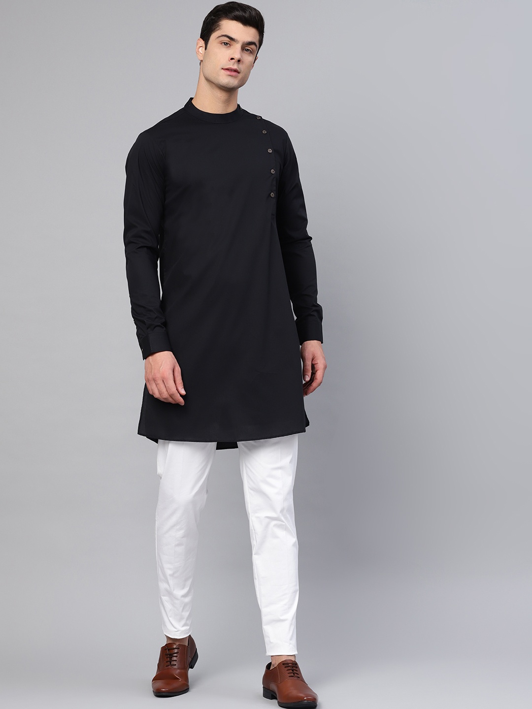 

See Designs Men Black & White Solid Kurta with Trousers