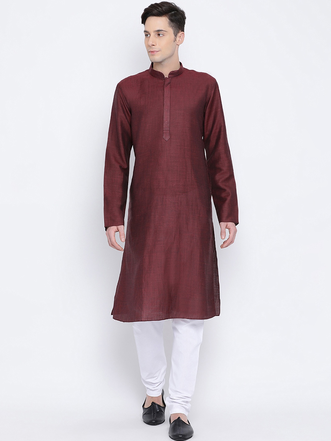 

NAMASKAR Men Maroon Solid Cotton Linen Kurta