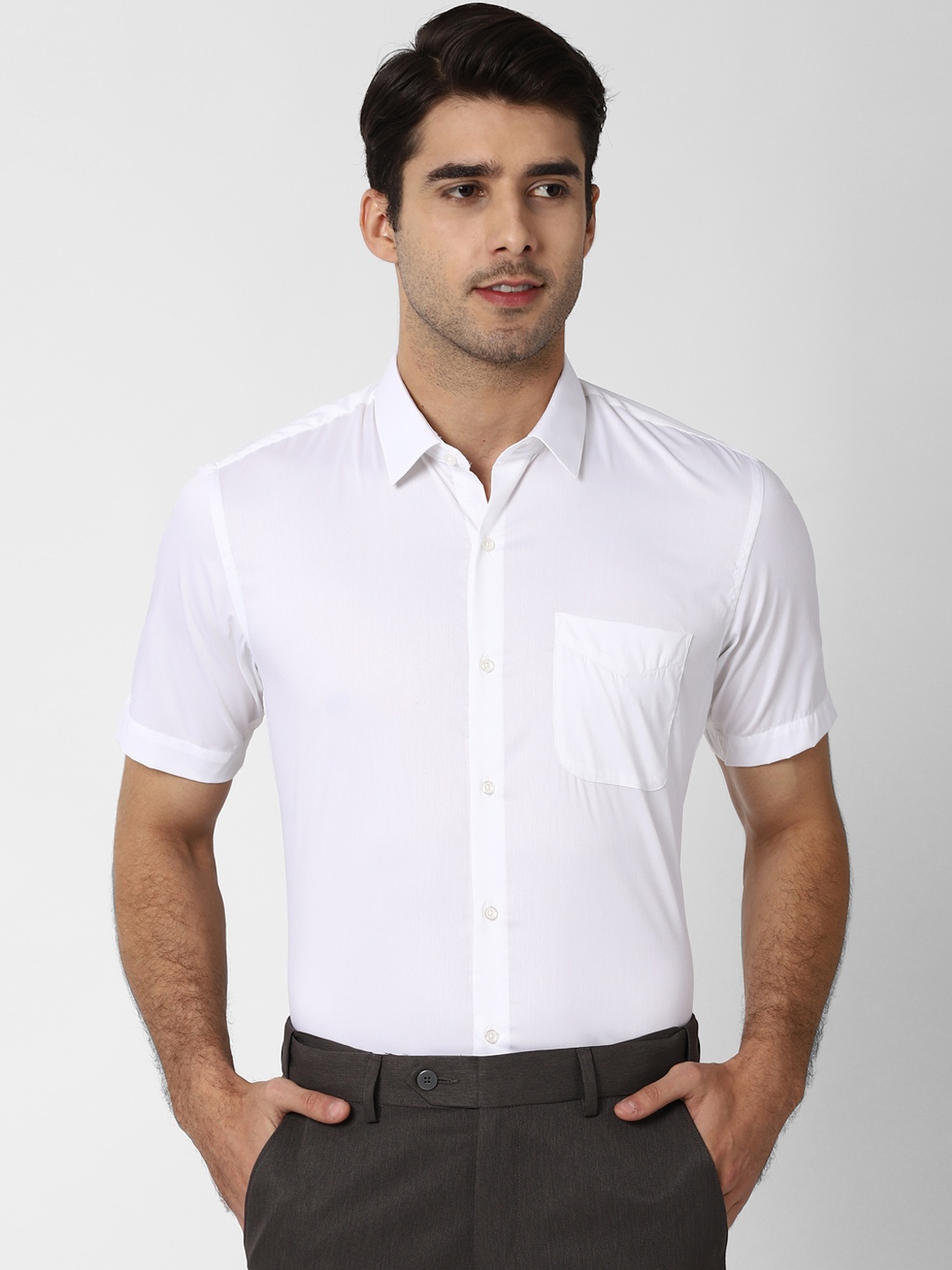 

Peter England Men White Regular Fit Solid Formal Shirt