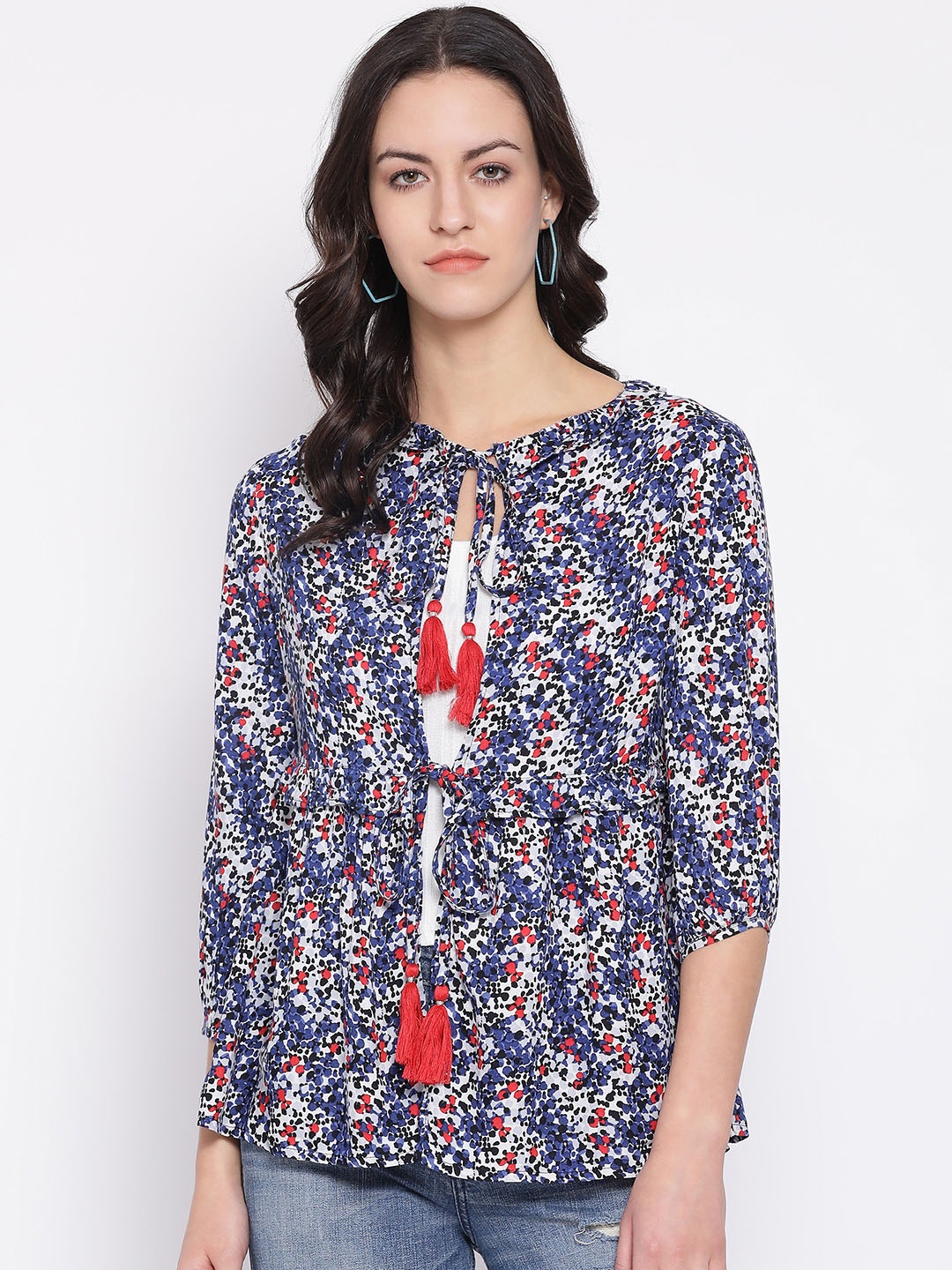 

Oxolloxo Women Blue & White Printed Tie-Up Shrug