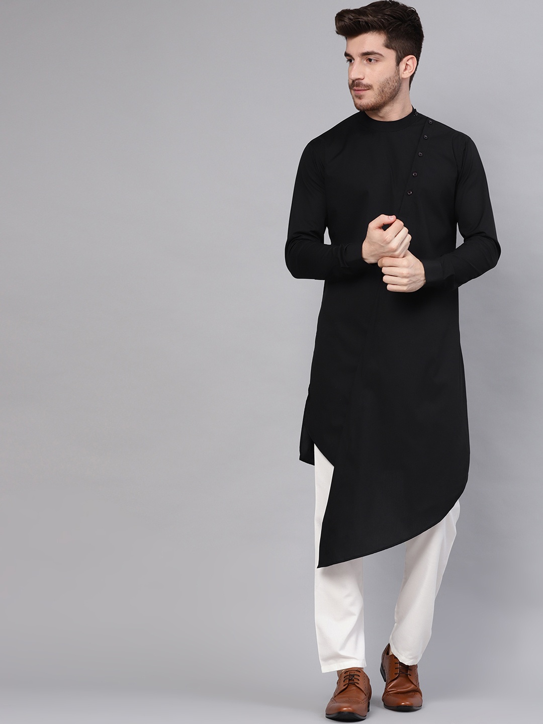 

See Designs Men Black & White Solid Kurta with Trousers