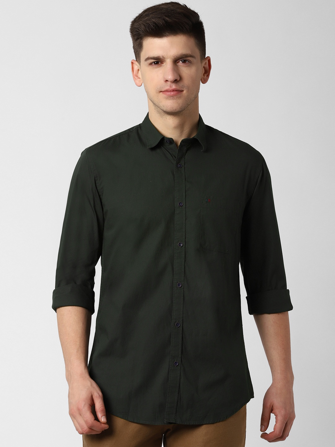 

Peter England Casuals Men Olive Green Slim Fit Solid Casual Shirt