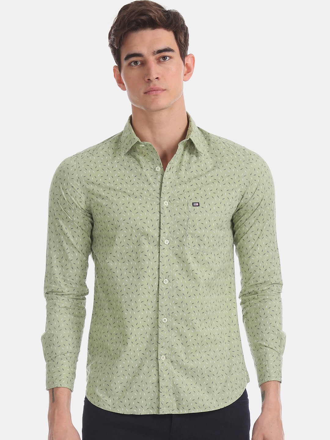 

Arrow Sport Men Green & Navy Blue Slim Fit Printed Casual Shirt