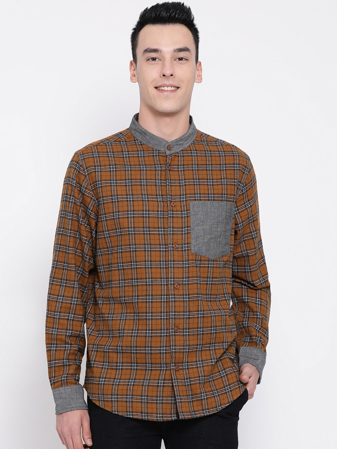 

Oxolloxo Men Brown & Grey Checked Casual Shirt