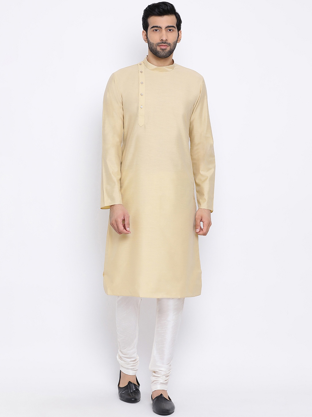 

NAMASKAR Men Beige Solid Straight Kurta