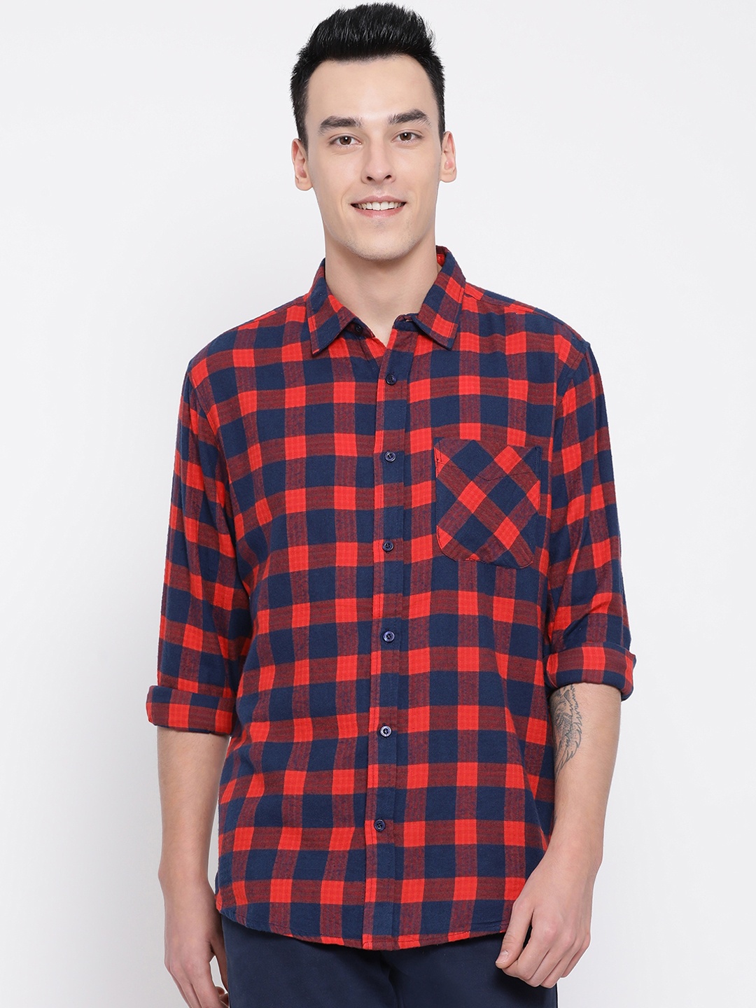 Oxolloxo Men Red & Navy Blue Regular Fit Checked Casual Shirt