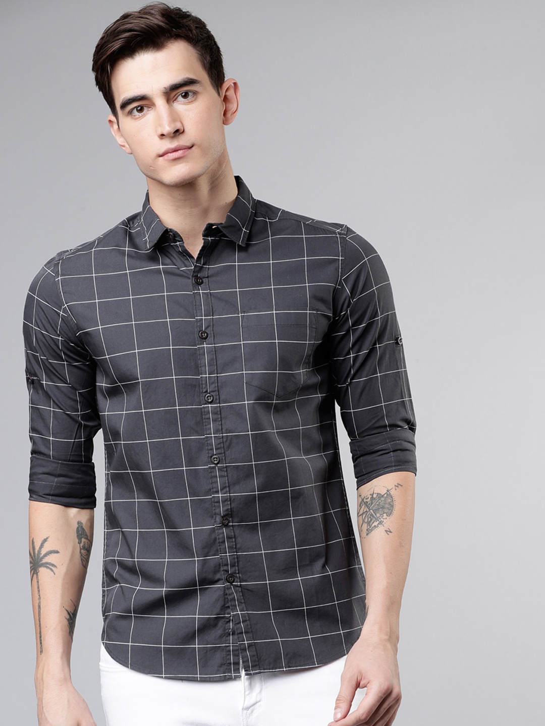 

HIGHLANDER Men Charcoal Grey & White Slim Fit Checked Casual Shirt