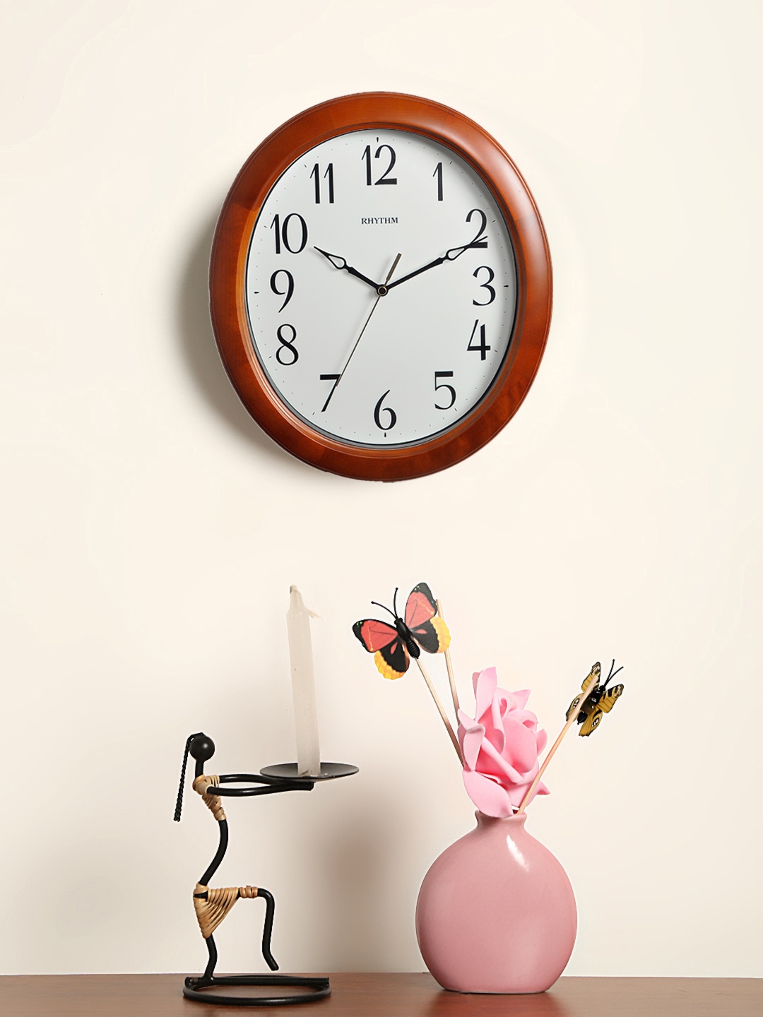 

Rhythm Brown & White Handcrafted Round Solid Analogue Wall Clock