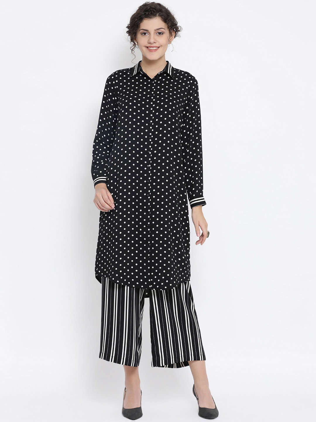 

OFFICE & YOU Women Black & White Printed Tunic