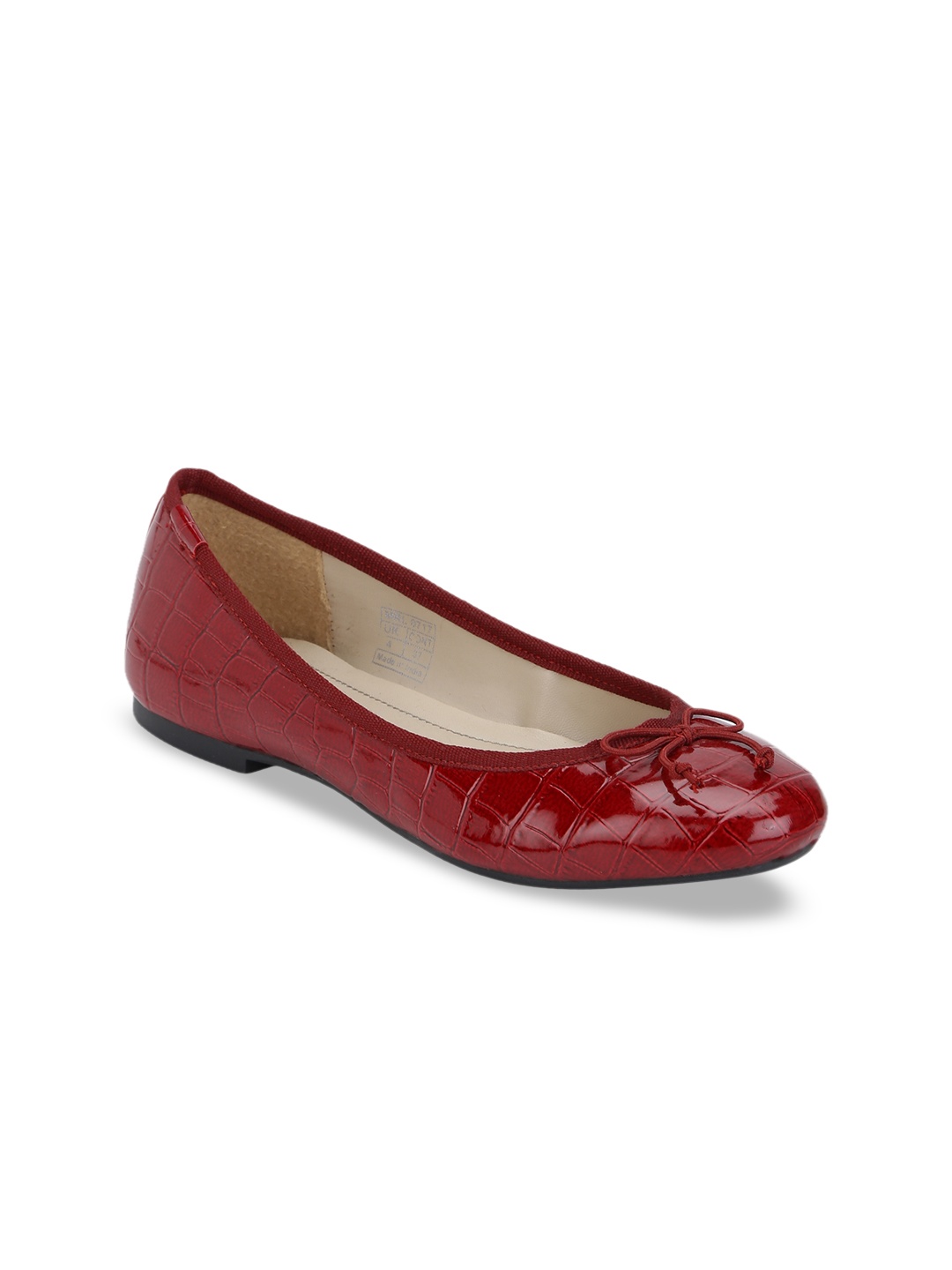 

Mode by Red Tape Women Red Textured Ballerinas With Bows