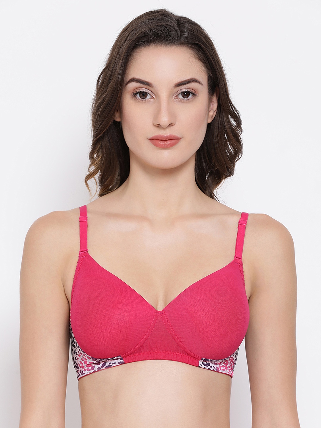 

Clovia Pink Printed Non-Wired Lightly Padded T-shirt Bra BR1897P1432B