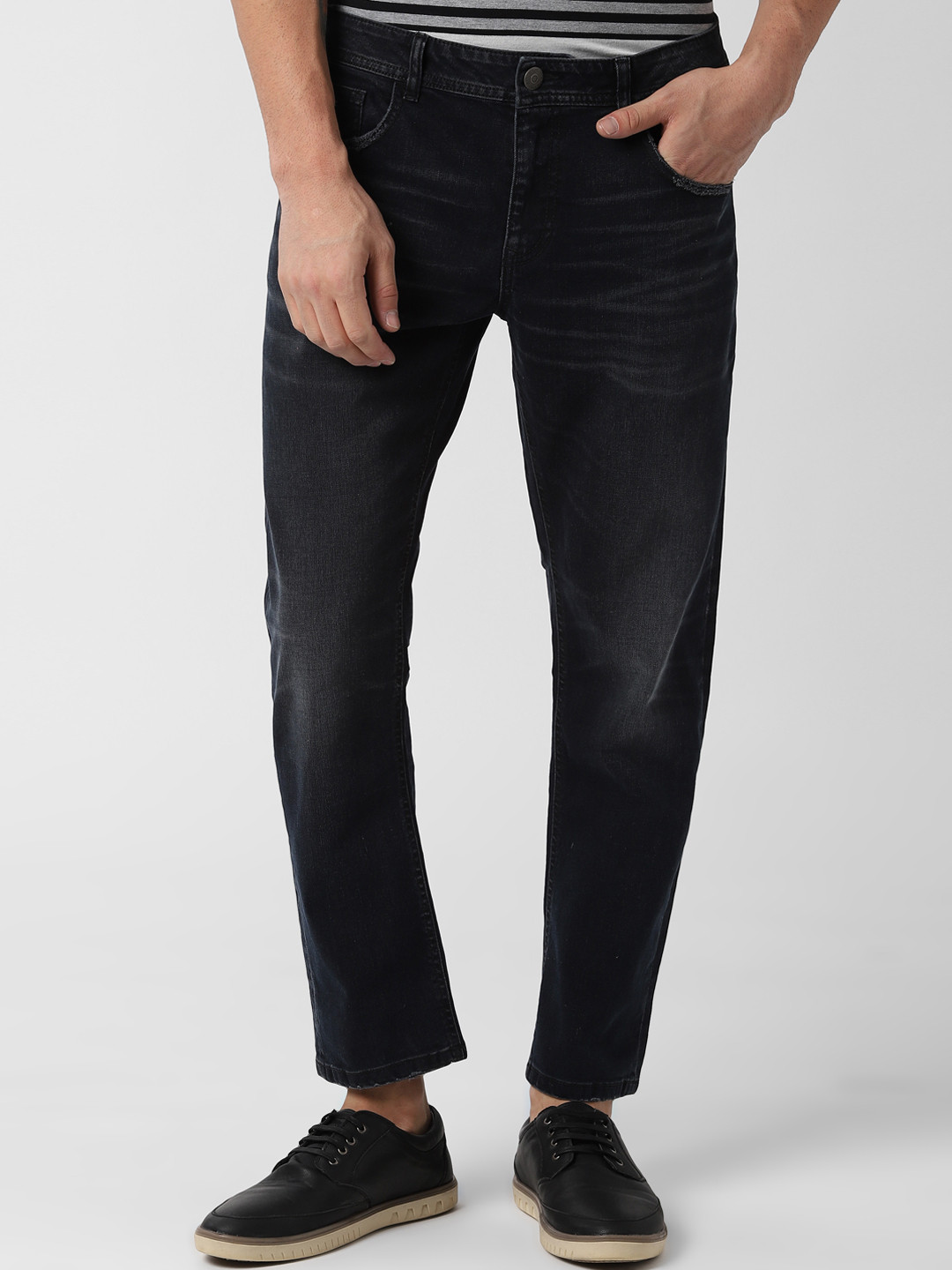 

Peter England Casuals Men Black Skinny Fit Mid-Rise Low Distress Stretchable Jeans
