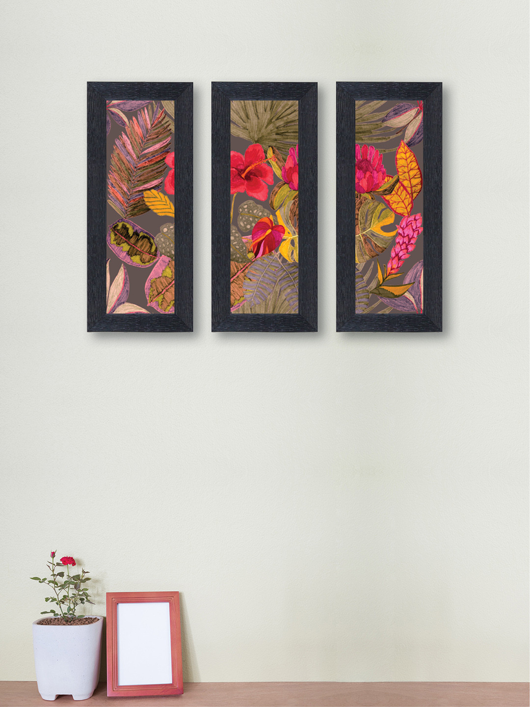 

nest ART Set of 3 Green & Red Watercolour Flower Synthetic Wood Wall Art