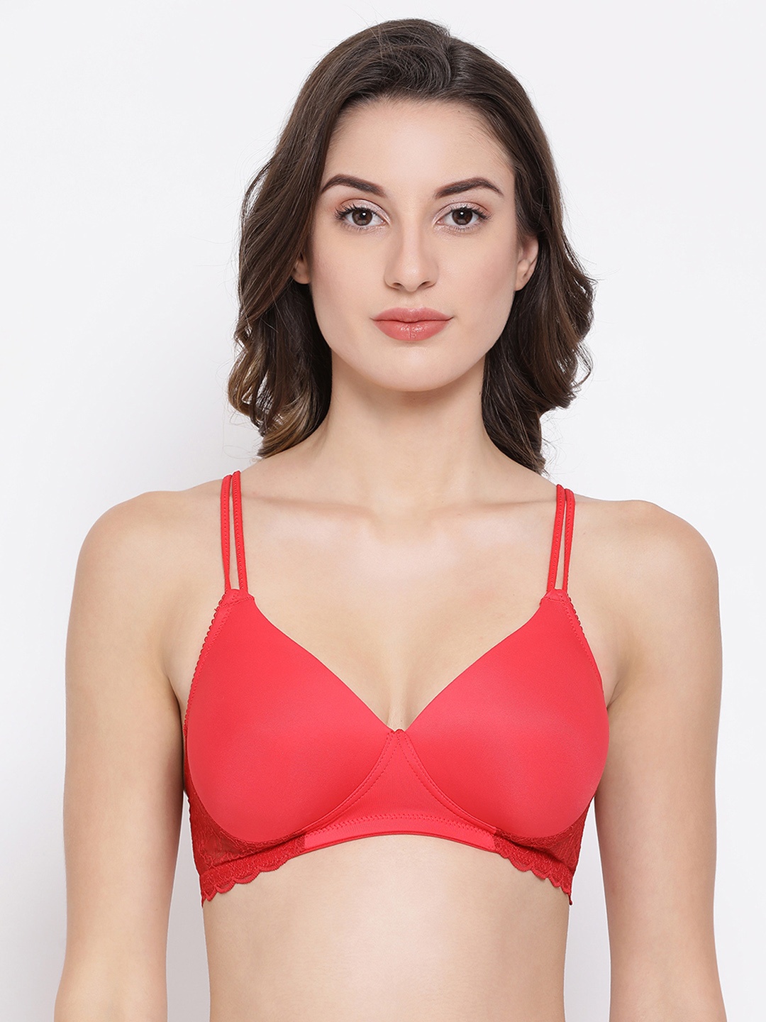 

Clovia Red Solid Non-Wired Lightly Padded Everyday Bra BR1874P0432B