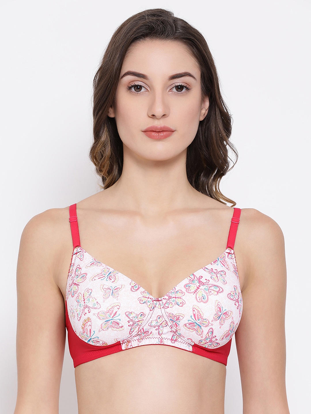 

Clovia White & Red Printed Non-Wired Lightly Padded T-shirt Bra BR1737S1832B