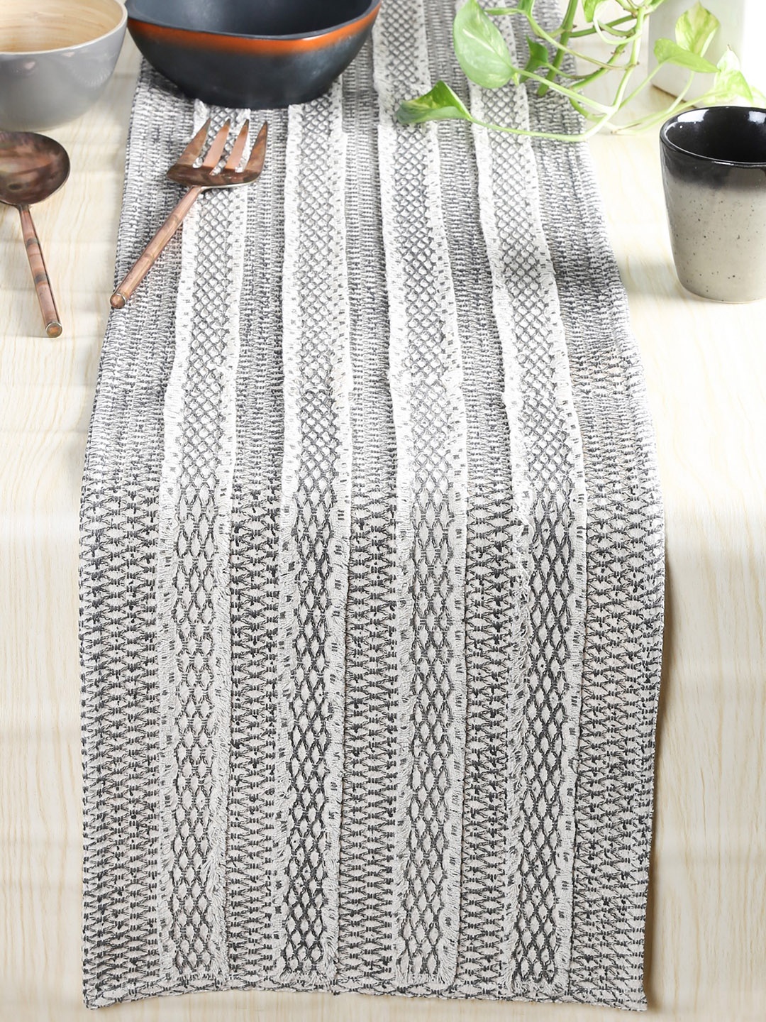

House This Black & White Self Design Pure Cotton Table Runner