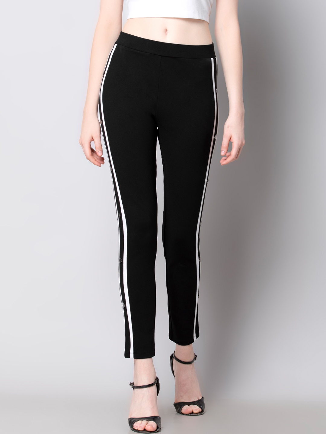 FabAlley Women Black Solid Ankle-Length Leggings
