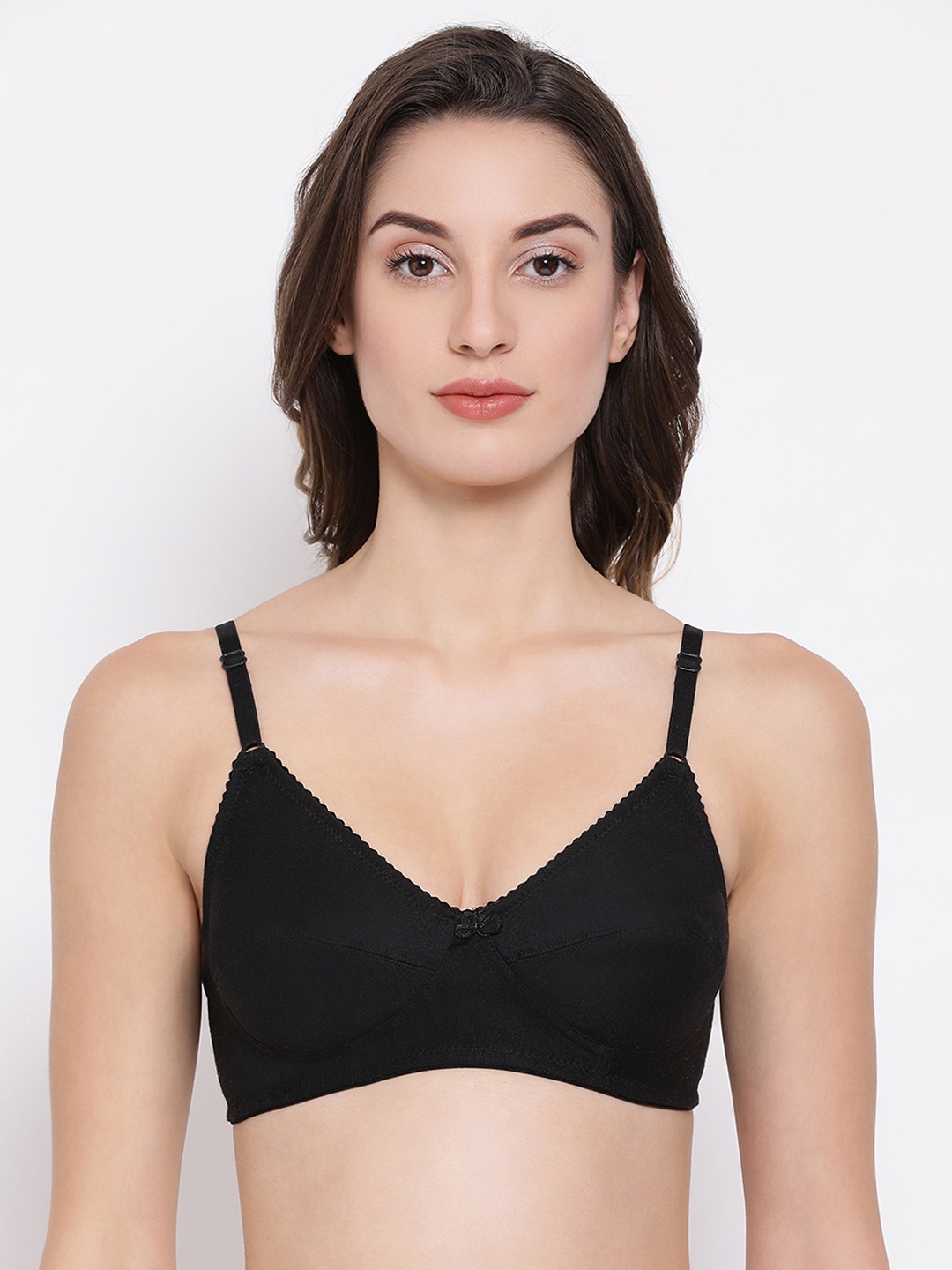

Clovia Black Solid Non-Wired Non Padded Everyday Bra BR0227A1332B