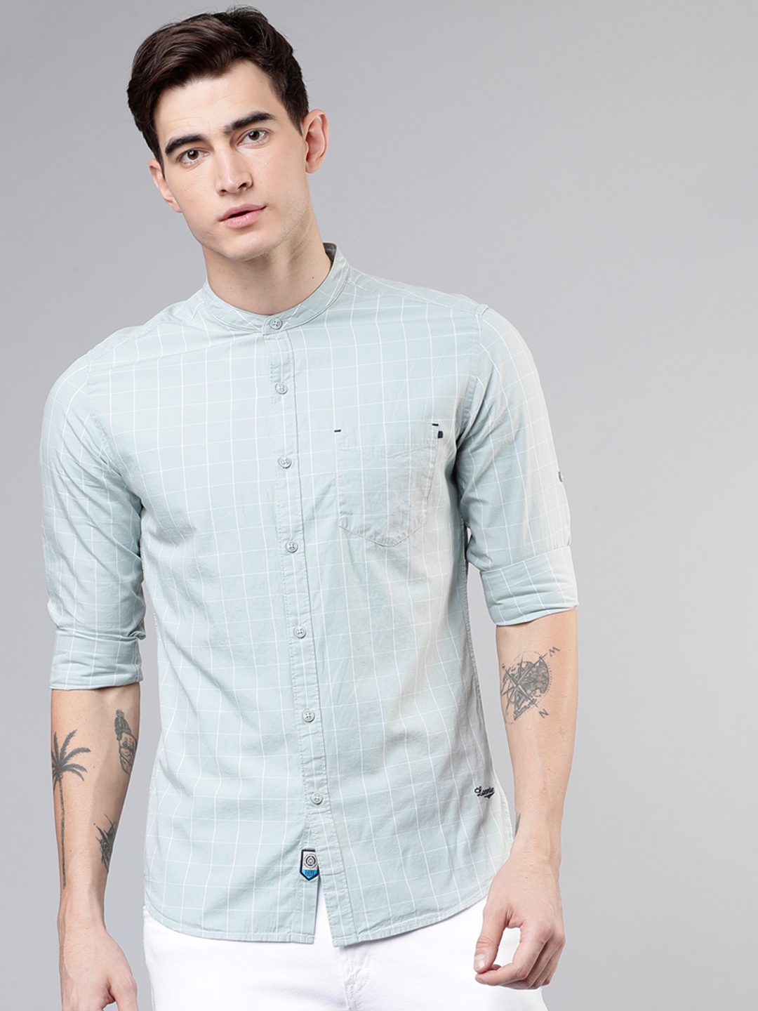 

LOCOMOTIVE Men Green & White Slim Fit Checked Casual Shirt