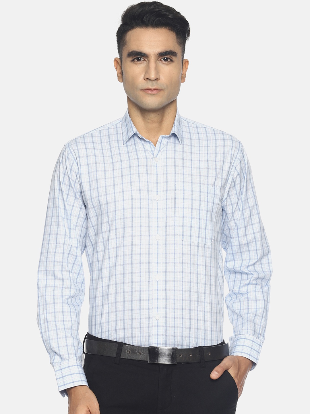 

Balista Men Blue & Off-White Checked Tailored Fit Formal Shirt
