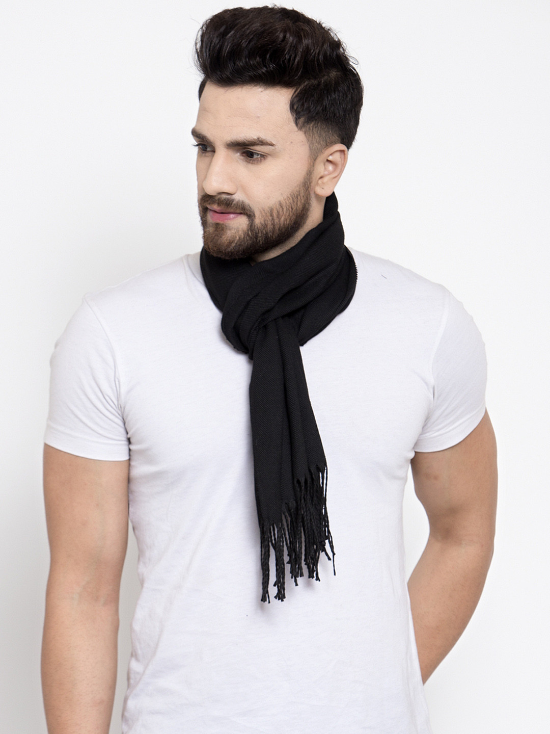 

Calvadoss Men Black Solid Muffler