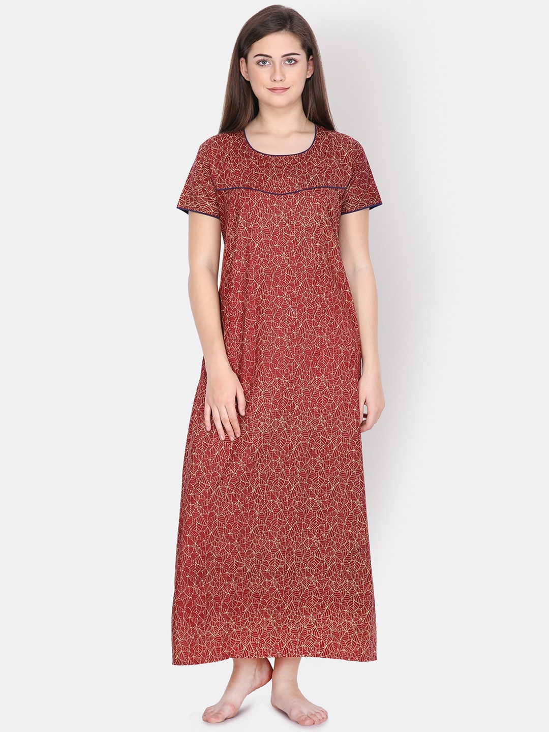 

Klamotten Maroon Printed Nightdress