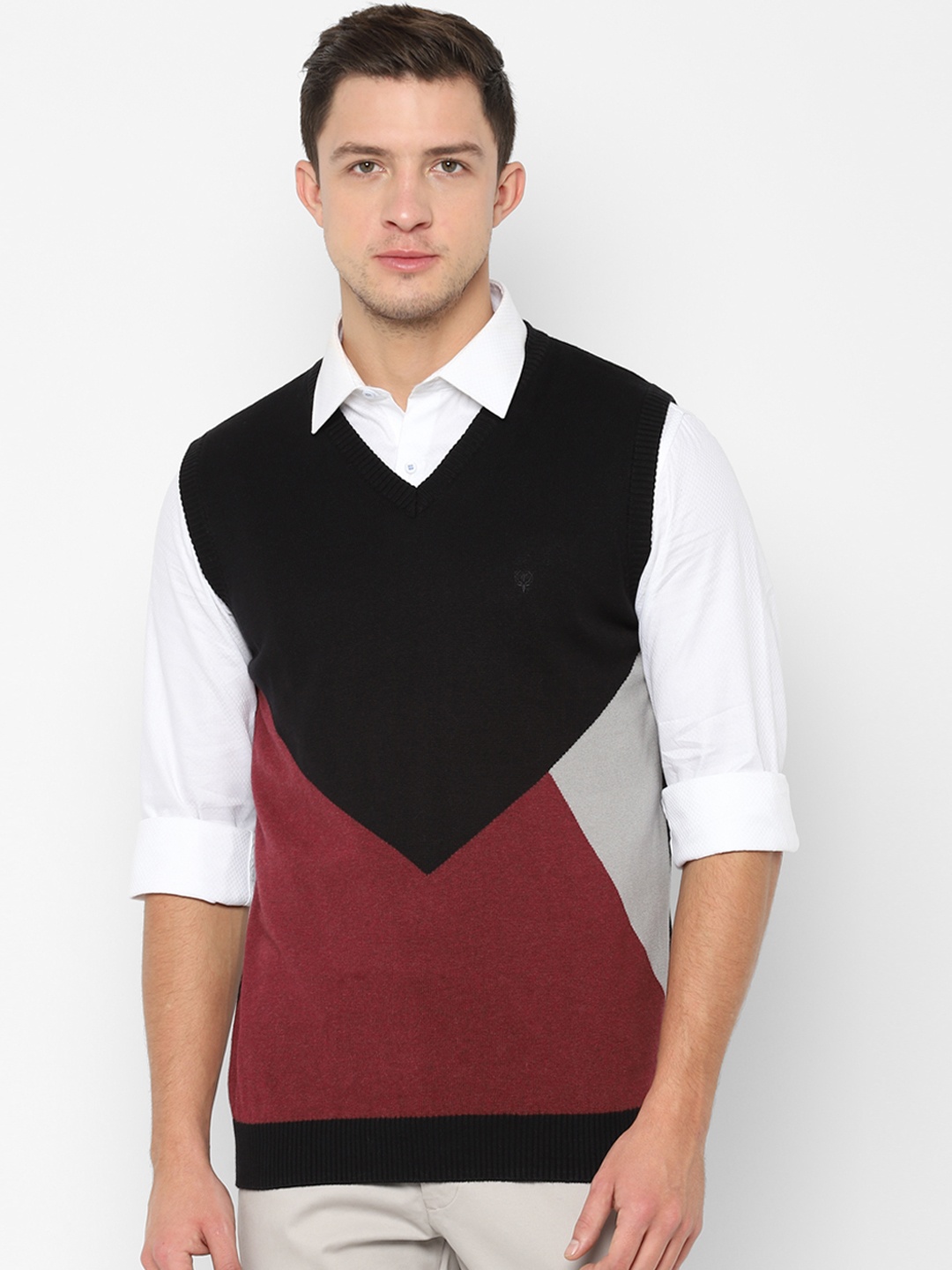 

Allen Solly Men Black Colourblocked Sweater Vest