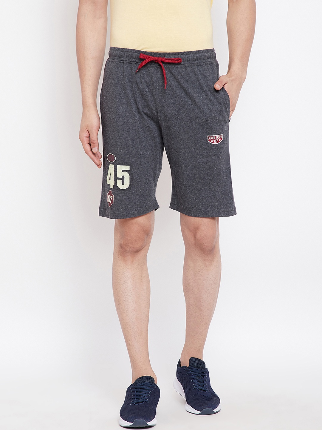 

Adobe Men Grey Solid Regular Fit Sports Shorts