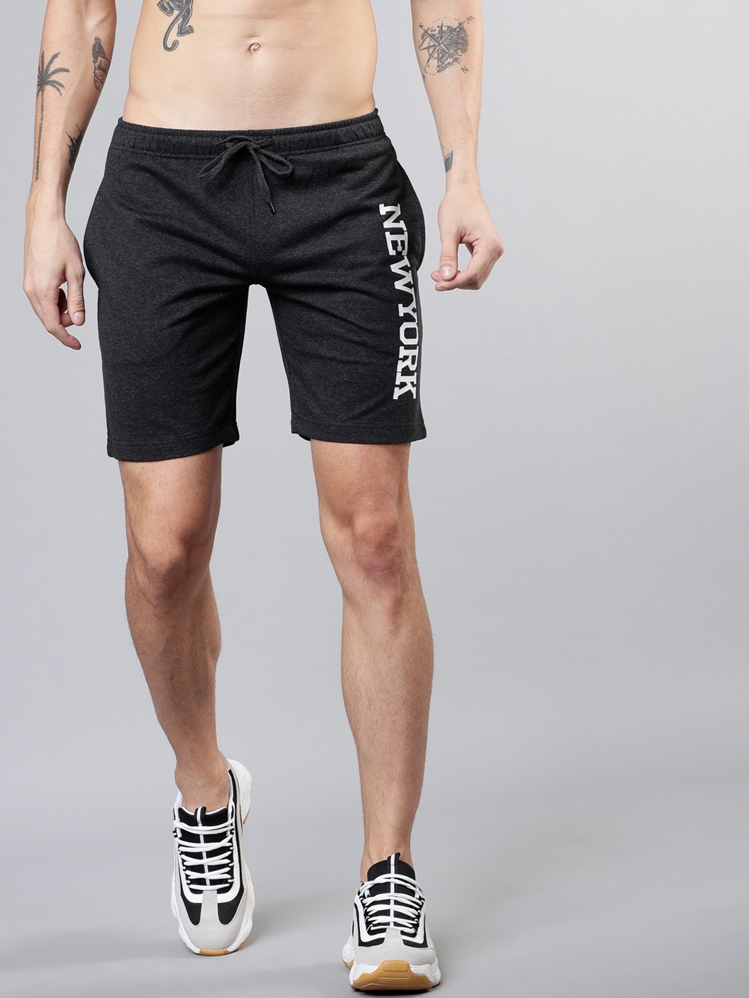 

HIGHLANDER Men Charcoal Grey Solid Slim Fit Regular Shorts