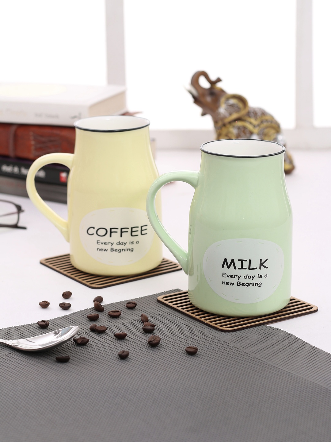 

JCPL Cream-Coloured & Green 2-Pieces Printed Porcelain Cups Set