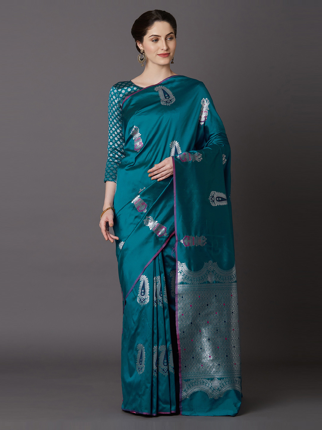 

Mitera Teal Blue & Silver-Coloured Silk Blend Woven Design Kanjeevaram Saree