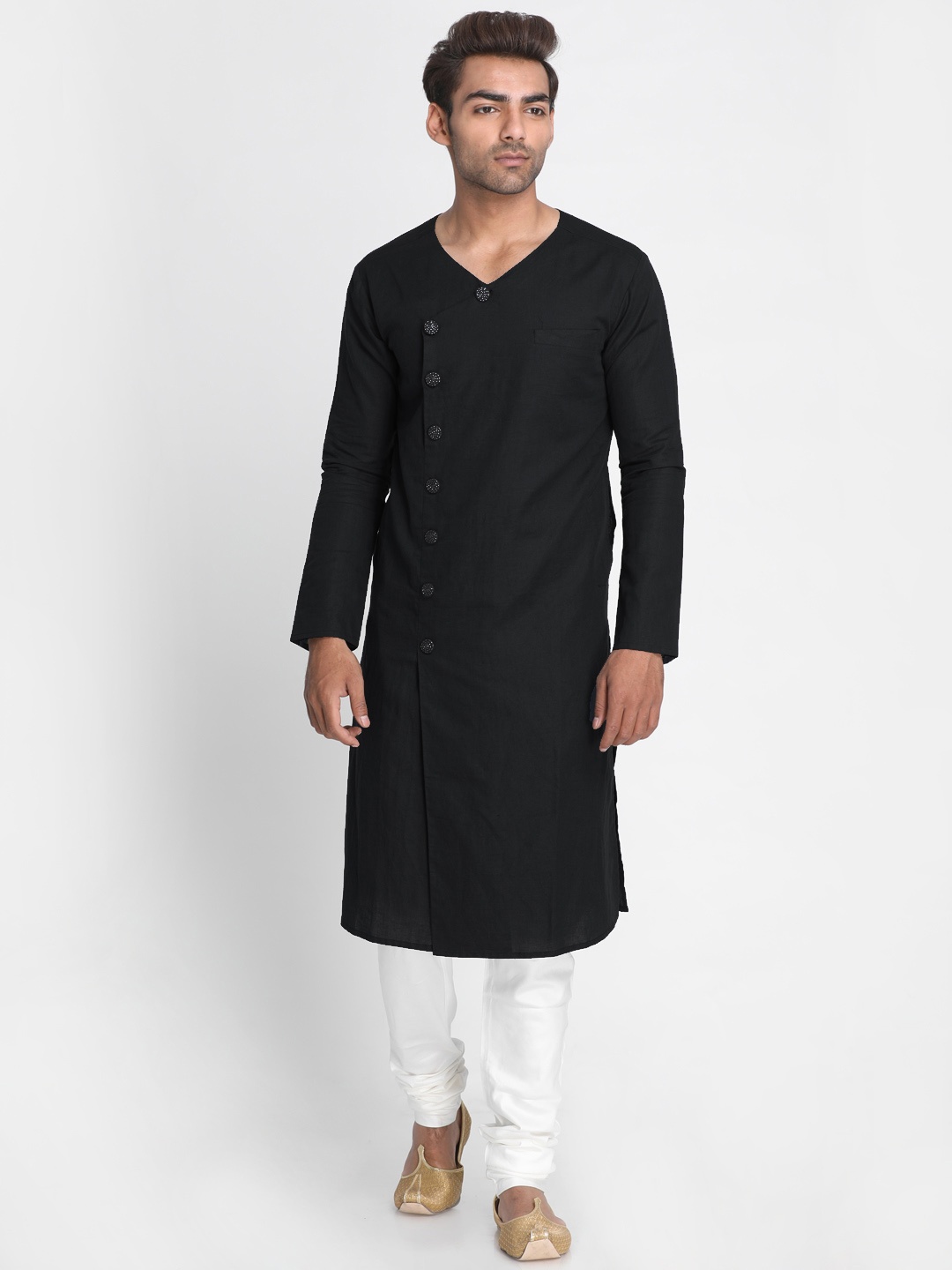 

Nakshi Men Black Solid Straight Linen Kurta