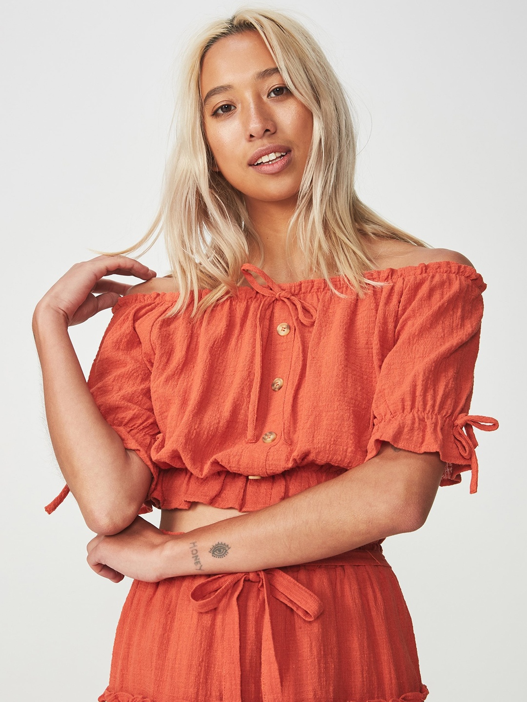 

COTTON ON Women Orange Solid Blouson Crop Top