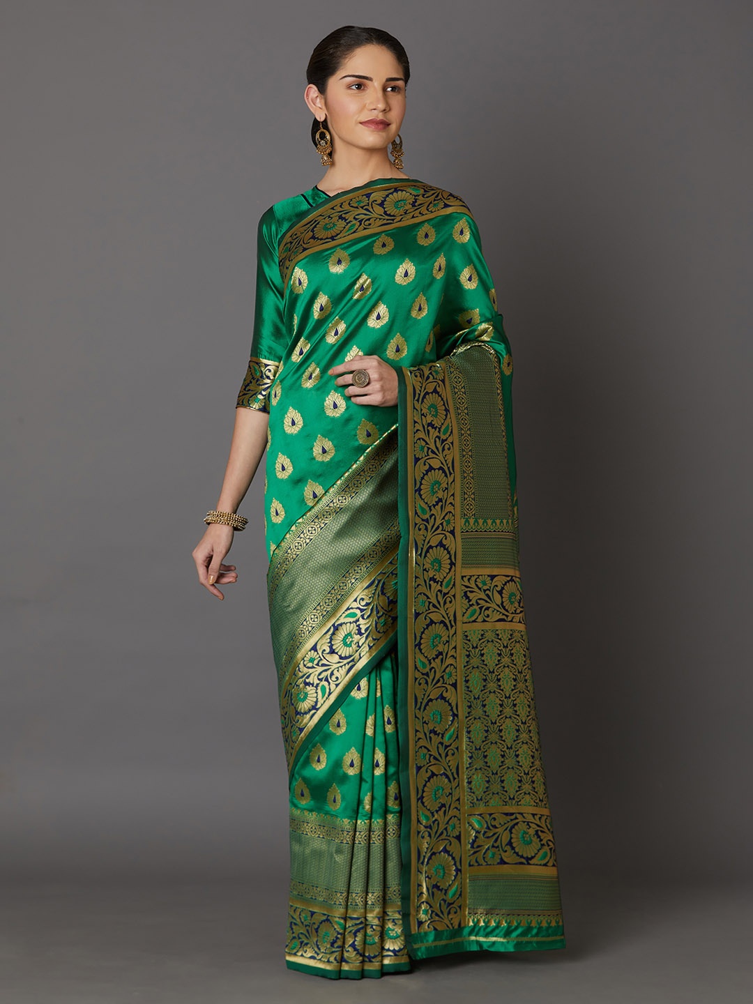 

Mitera Green & Beige Silk Blend Woven Design Kanjeevaram Saree