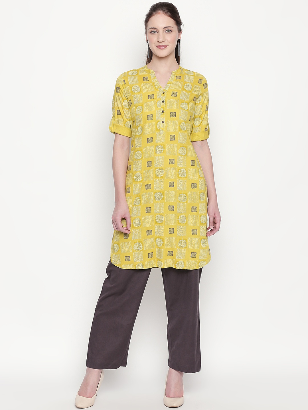 

RANGMANCH BY PANTALOONS Women Yellow Printed Straight Kurta