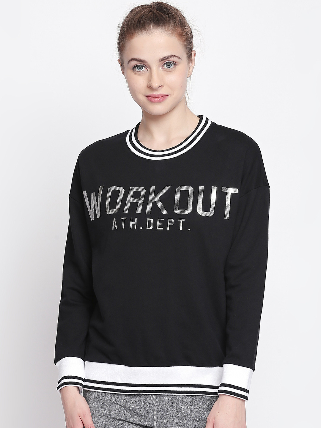 

Ajile by Pantaloons Women Black Printed Sweatshirt