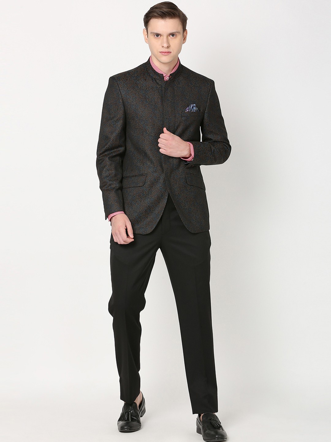 

SIMON CARTER LONDON Men Black Printed Bandhgala Suit