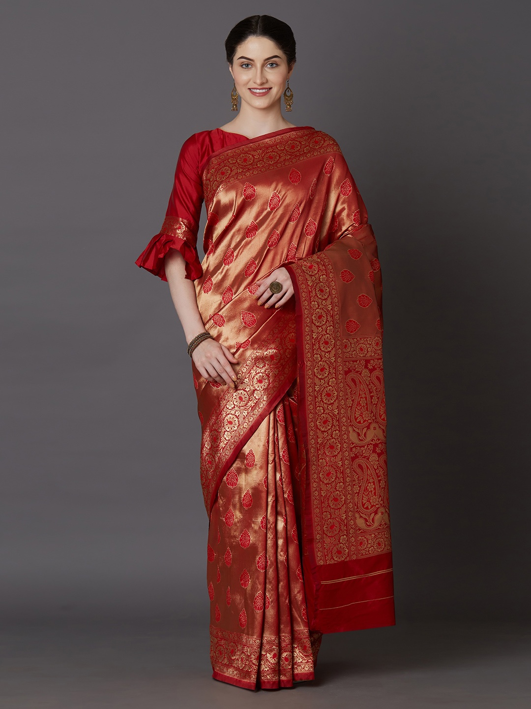 

Mitera Red & Gold-Coloured Silk Blend Woven Design Kanjeevaram Saree